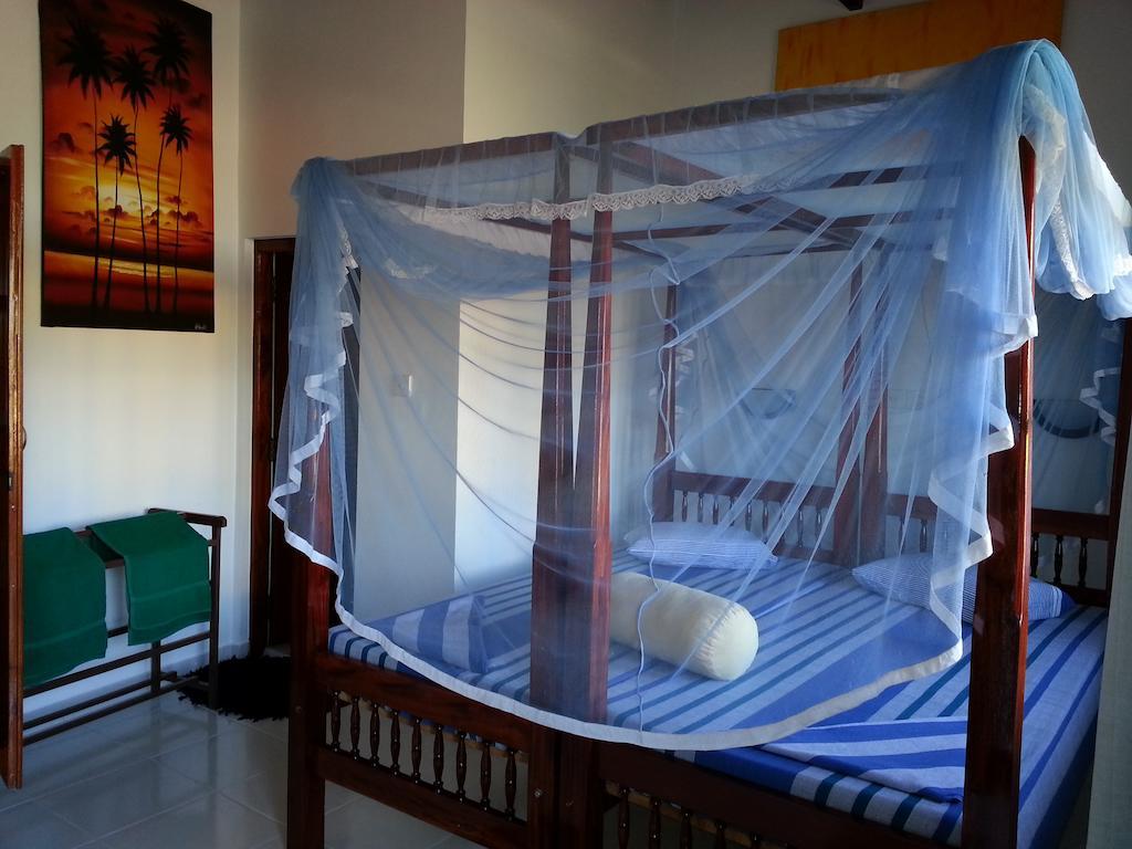 Main Reef Guest House Hikkaduwa Chambre photo