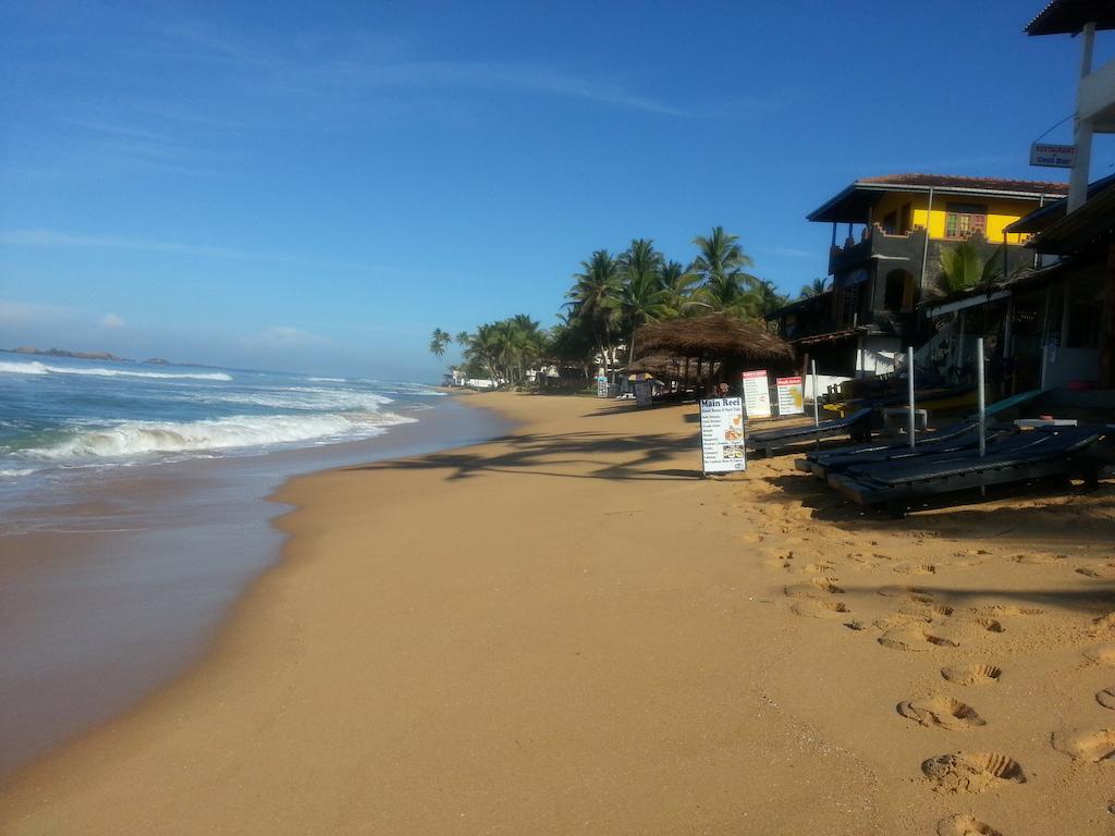 Main Reef Guest House Hikkaduwa Extérieur photo