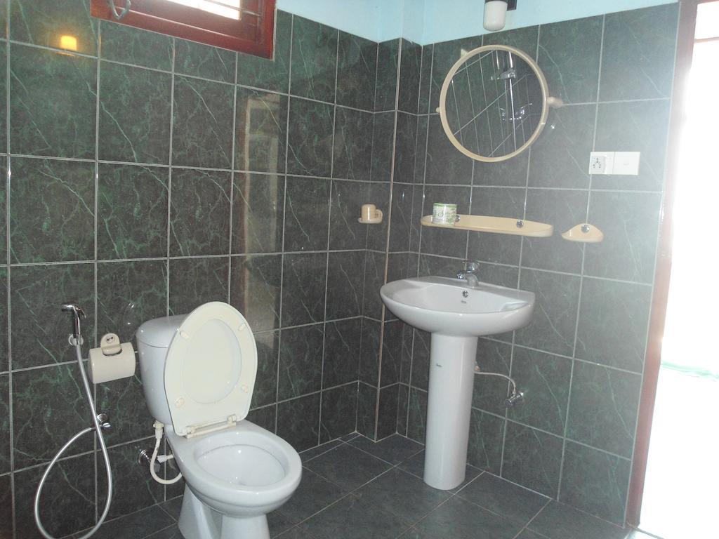 Main Reef Guest House Hikkaduwa Chambre photo