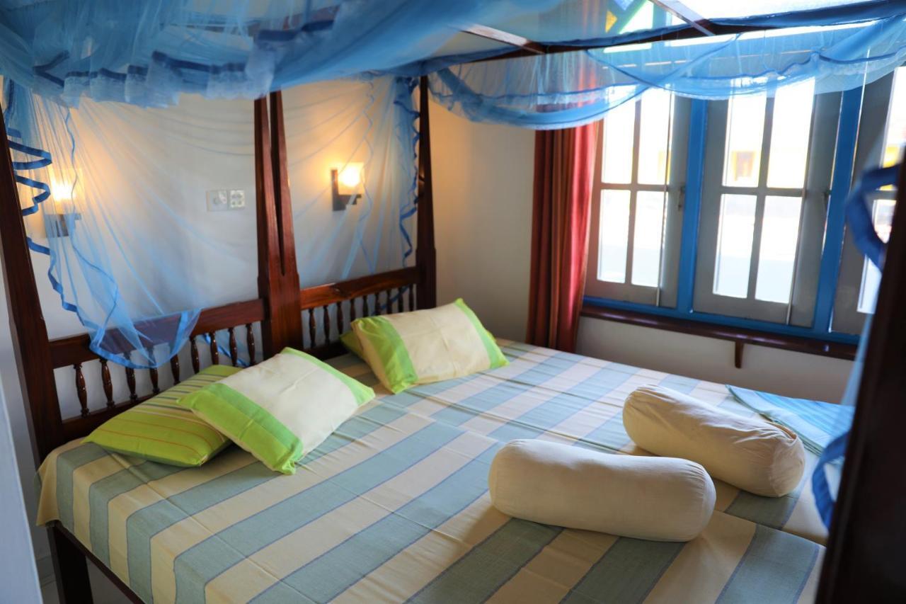 Main Reef Guest House Hikkaduwa Extérieur photo